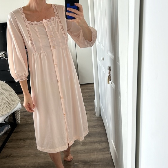 Vintage Other - Vintage nylon nightgown size S